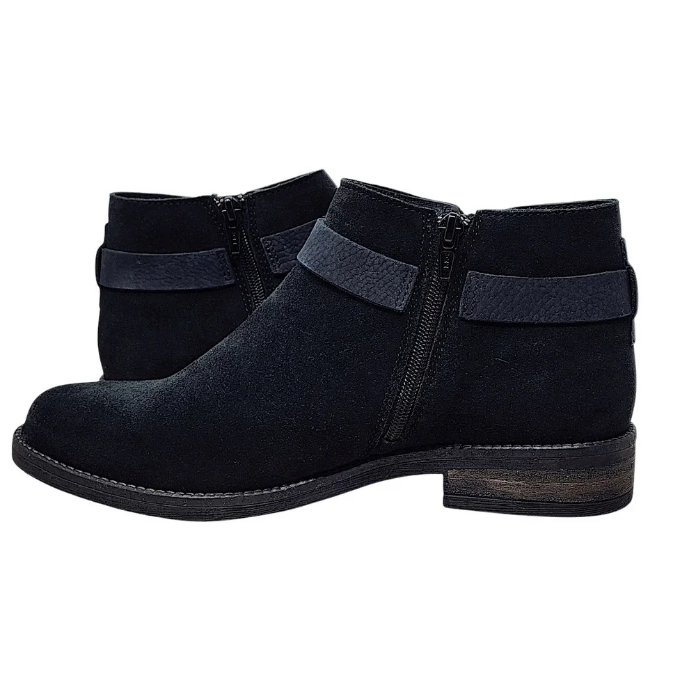Clarks msrp $130